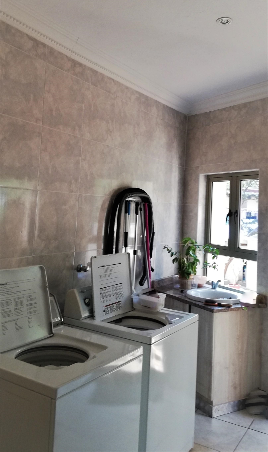 4 Bedroom Property for Sale in Hartbeespoort Rural North West